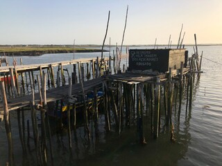 Cais Palafítico da Carrasqueira mar barco rio