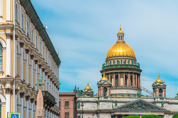 Fototapeta na wymiar Beautiful street panorama and amazing view of St. Isaac's Cathedral in summer