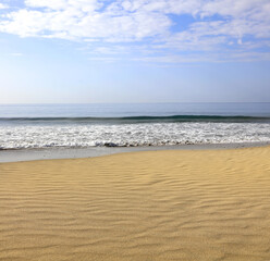Fototapeta na wymiar Summer background of beach and ocean landscape 