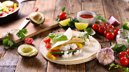 fajita with fresh vegetables and chicken