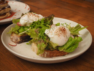 Open sandwich with green