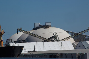 Building in savannah Georgia