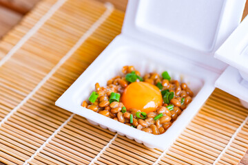 納豆パック　たまご　発酵食品　ヘルシーフード　【 和食 イメージ 】