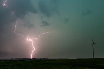 Fotobehang windturbine en onweer, elektrische energie © Gp photography