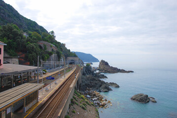 La stazione ferroviaria di Framura in provincia di La Spezia.