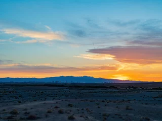 Foto op Plexiglas Sunset view of the famous strip skyline of Las Vegas at Nevada © Kit Leong