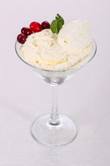 Ice cream with dry plum