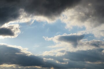 Obraz premium Beautiful clouds view in the sky