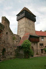 Fototapeta na wymiar Sredniowieczny zamek w wiosce Biertan w Rumunii