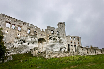 14th century medieval Polish castle Ogrodzieniec 