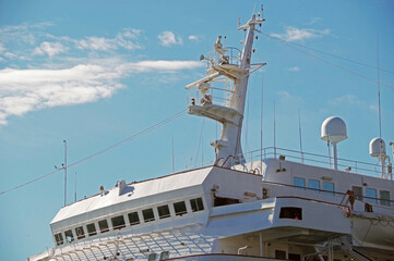 Naklejka premium Modern cruise ship