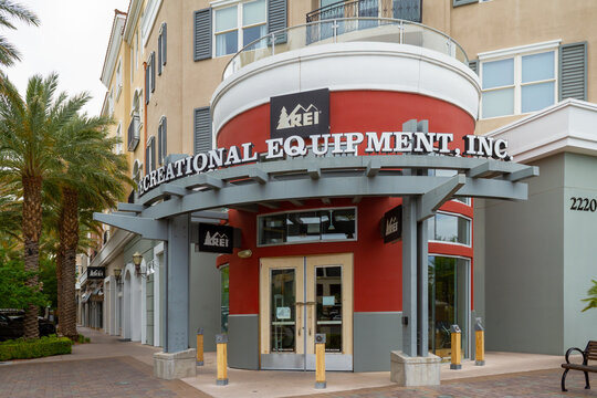 Henderson, NV, USA – June 7, 2021: Exterior Store View Of REI, Recreational Equipment Inc. 