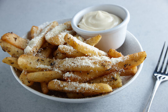 Gourmet hot chips with mayonnaise dip
