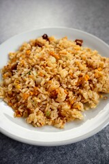 日本の冷凍食品の炒飯のクローズアップ