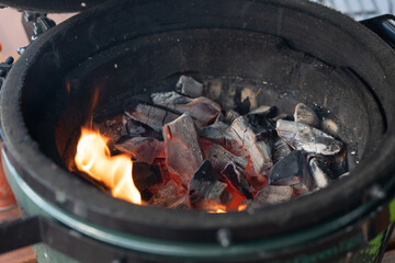 Grilling coal in a egg type grill
