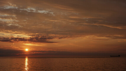 Fototapeta na wymiar sunset over the ocean, North sea, Belgium