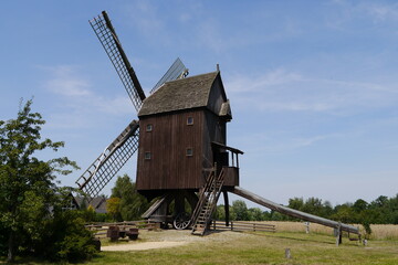 Fototapeta na wymiar Bockwindmühle
