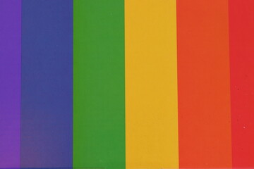 Arcoíris de colores franjas verticales. Colores de la bandera del orgullo
