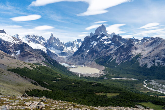 Loma del pliegue tumbado
