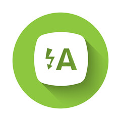 White Auto flash icon isolated with long shadow. Automatic flash. Green circle button. Vector