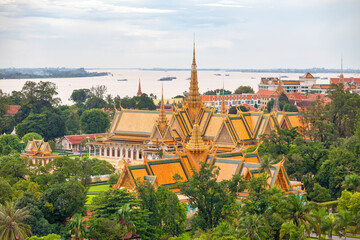 Royal Palace in Phnom Penh - obrazy, fototapety, plakaty