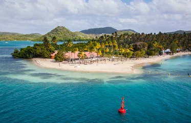Foto auf Alu-Dibond Turquoise water of the island of Martinique on the Caribbean Sea. © Сергей Жмурчак