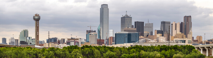 Fototapeta na wymiar Dallas skyline panorama