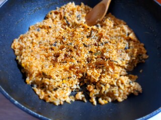 frying pan with meat