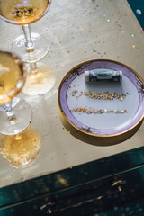 gold glitter party with cocktails 
