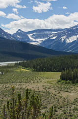 Beautiful Mountain Scenery in Howes Pass