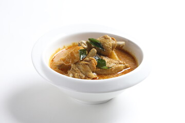 peranakan nonya spicy curry chicken cutlet and potato in white bowl with french toast bread in basket asian halal menu
