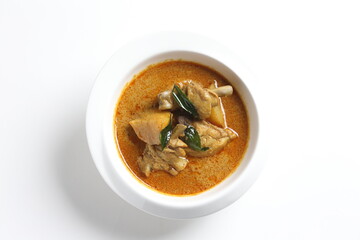 peranakan nonya spicy curry chicken cutlet and potato in white bowl with french toast bread in basket asian halal menu