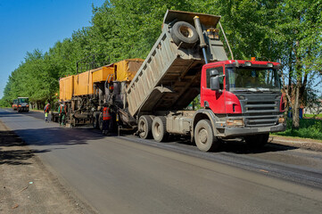 replacement of asphalt pavement by recycling, Asphalting with hot recycling