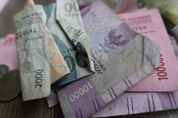 the currency of indonesia 
