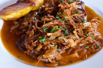 Viennese Zwiebelrostbraten, Sirloin Roast Beef with Onion Gravy, Crispy Fried Onion and Roasted Potatoes