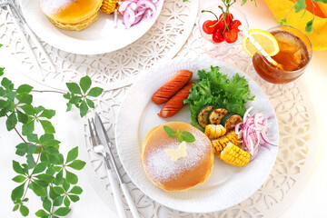 初夏の朝食パンケーキ　ワンプレート