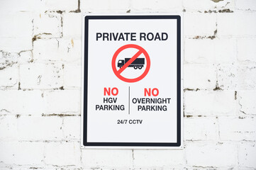 Private road sign no overnight parking and no HGV vehicles - obrazy, fototapety, plakaty
