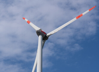 Onshore Windkraftanlage mit einem Rotordurchmesser von 101 Meter