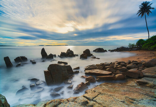  taking pictures of rocks on the beach that look so beautiful, Bintan Island,dayligt, adventure