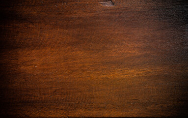 Ciemno brązowe drewniane tło, tekstura desek z pęknięciami. - obrazy, fototapety, plakaty