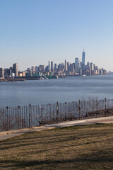 Fototapeta premium Hamilton Park in Weehawken New Jersey with a New York City Skyline View along the Hudson River