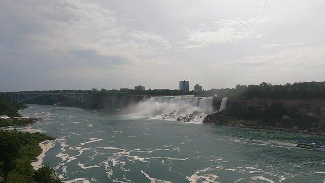 American Falls and Bridal Veil Falls in Niagara Falls from the Canadian side.