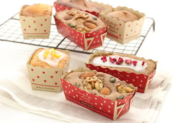 手作りのミニパウンドケーキ