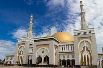 Fototapeta na wymiar Side view of beautiful ancient Al-falah mosque a landmark of mempawah, west Borneo, Indonesia