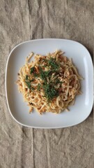 spaghetti with sauce