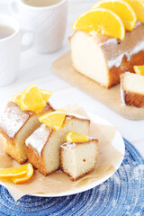 A biscuit citrus cake with oranges