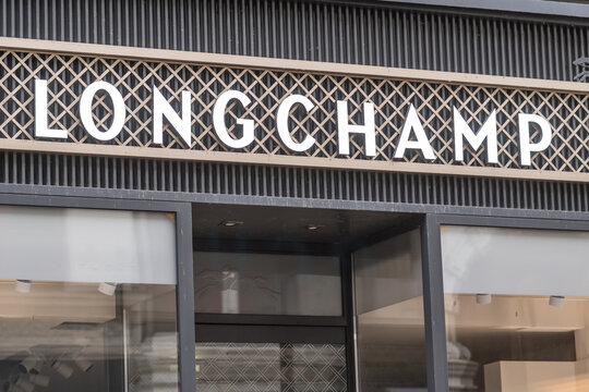 Longchamp Bilder Durchsuchen 1,040 Archivfotos, und