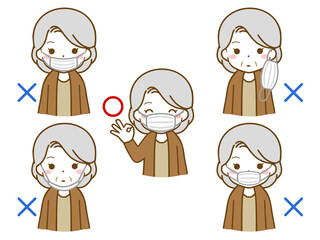 マスクをしている高齢女性