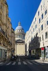 Rue vers le Panthéon, quartier Latin à Paris