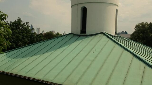 Panoramablick Frankfurt, Orthodoxe Kirche. Drone.